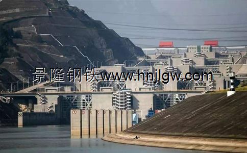 长江三峡水电站24扇永久性船闸闸门